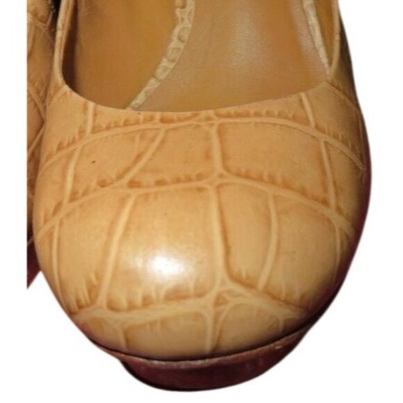 Tory Burch Tan Brown Croc Embossed Italian Leather Platform Pumps Heels size 8.5 - Picture 3 of 12